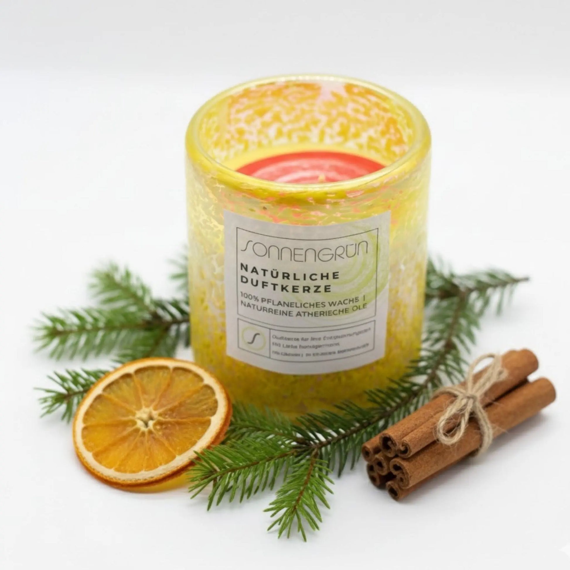 Handgegossene Duftkerze Blutorange-Zimt aus Rapswachs – vegane Naturkerze von Sonnengrün.